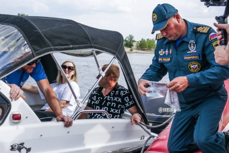 В Волгоградской области ГИМС проверяет лодки, катера и яхты