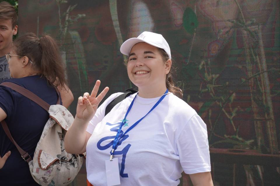 В Волгограде гостям молодежного фестиваля #ТриЧетыре будут помогать 300 волонтеров