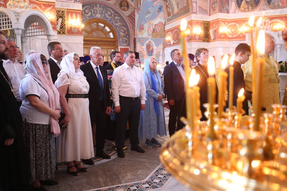 В чествовании Собора Волгоградских святых 25 июня участие принял Андрей Бочаров