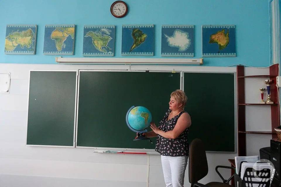 В Волгограде расширят меры поддержки для семей педагогов