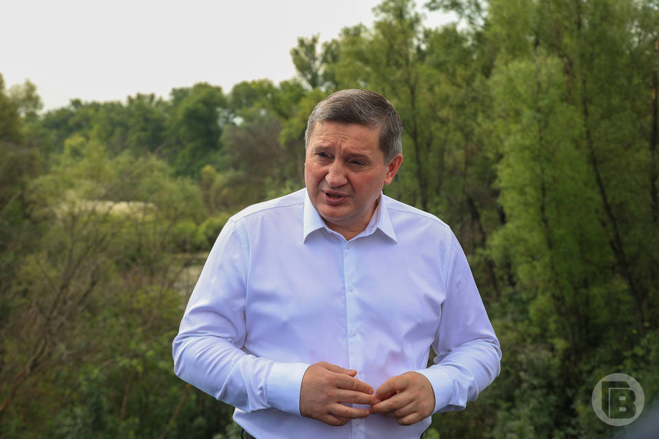 Губернатор Андрей Бочаров резко высказался о ситуации в сфере обращения с ТКО