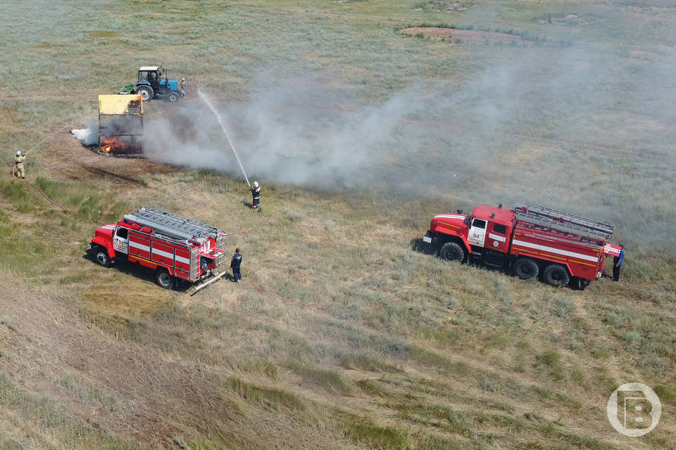 Пожар в лесничестве Придонья тушат в Волгоградской области