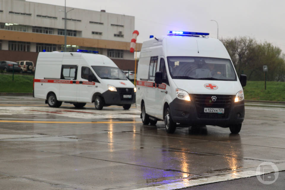 В Волгоградской области фельдшер спас пенсионерку, реанимировав ее в автомобиле скорой помощи