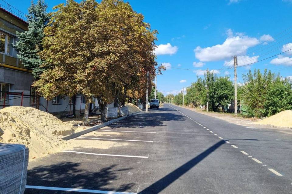 Волгоградские специалисты отремонтировали дорогу в станице ЛНР