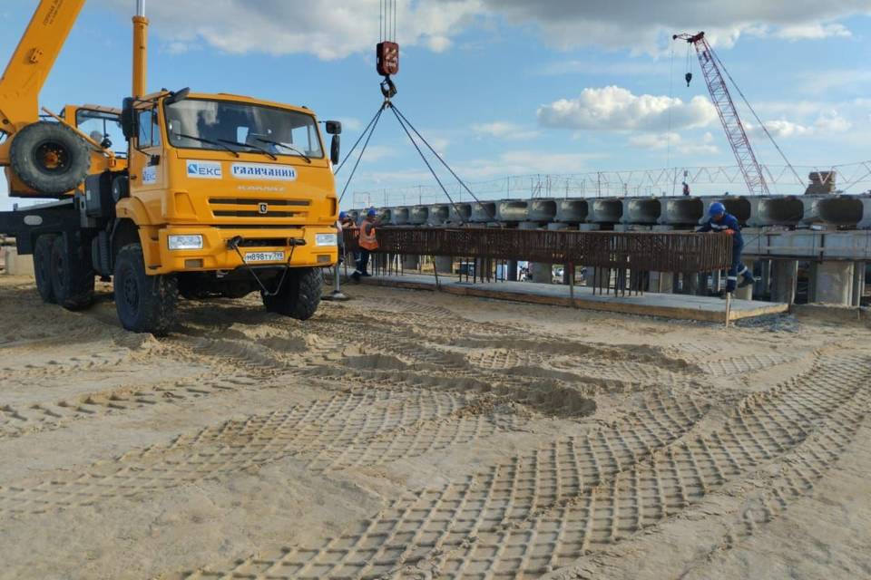 Развязка над железнодорожным переездом у Водстроя готова на 40% в Волгограде