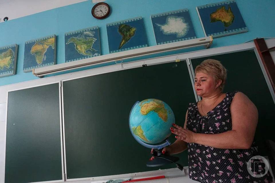 В Волгоградской области насчитывается 16,6 тысячи учителей