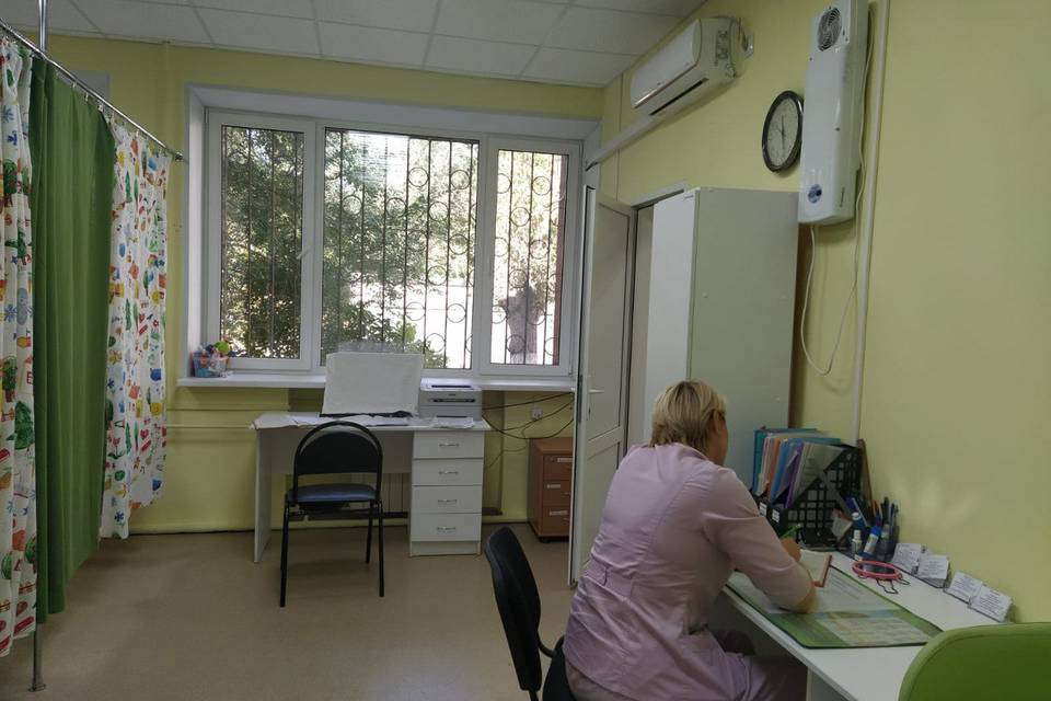 В Волгограде обновили детскую поликлинику №6