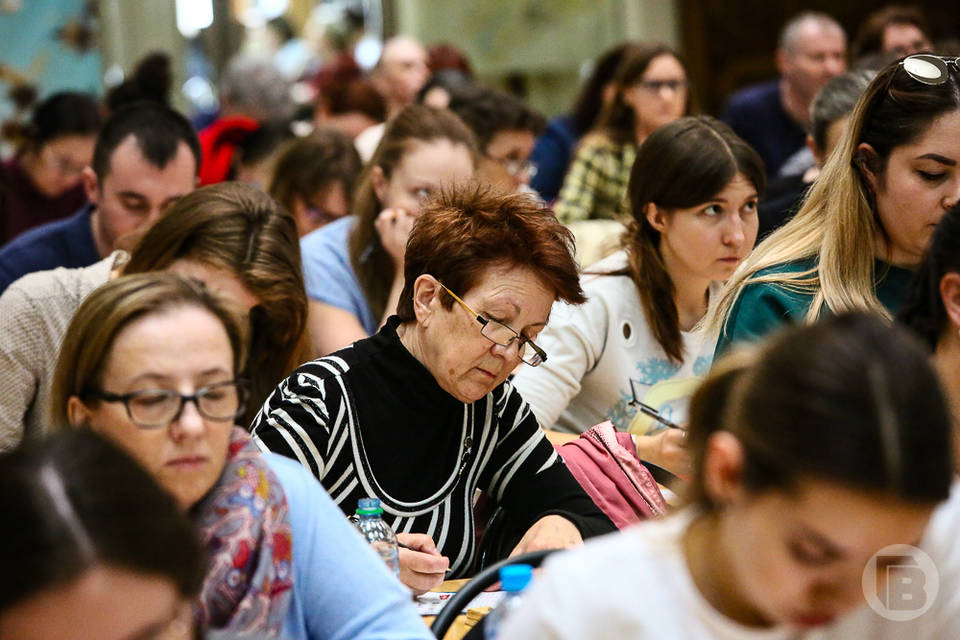 Волгоградцы вновь сядут за написание этнографического диктанта