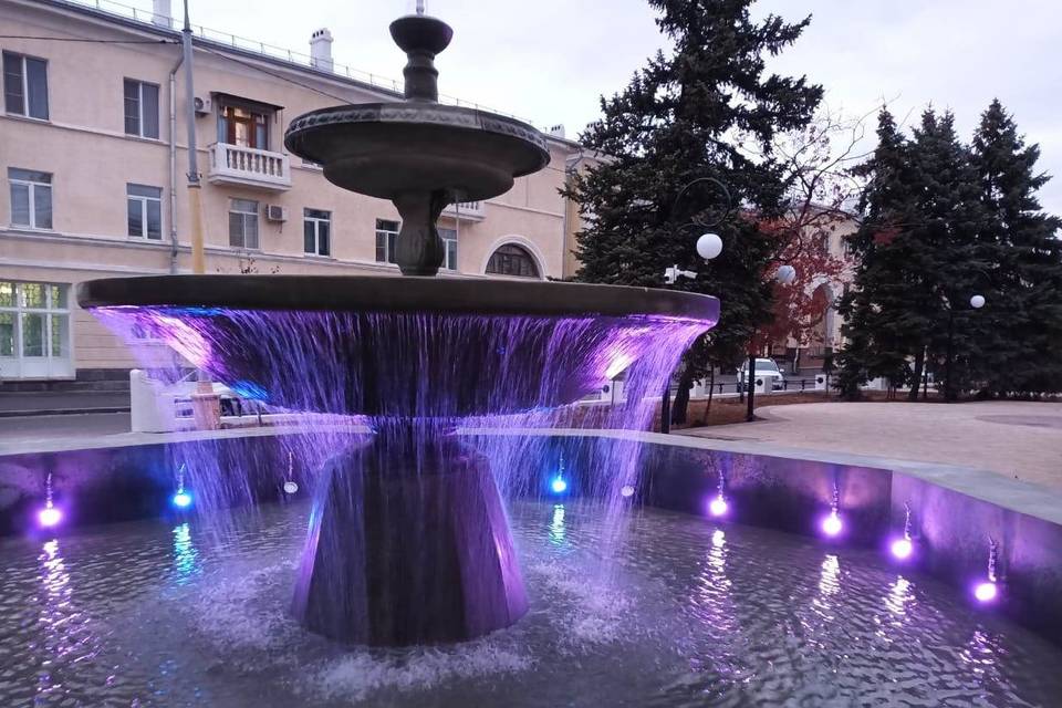 В Волжском Волгоградской области протестировали работу фонтана