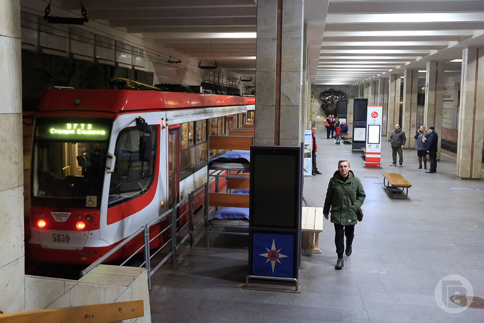 Саратовские чиновники изучили опыт работы скоростного трамвая в Волгограде