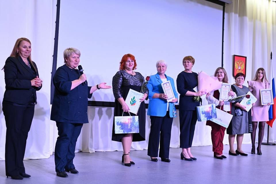 В Волгограде названы имена победителей конкурса «Педагогический дебют»