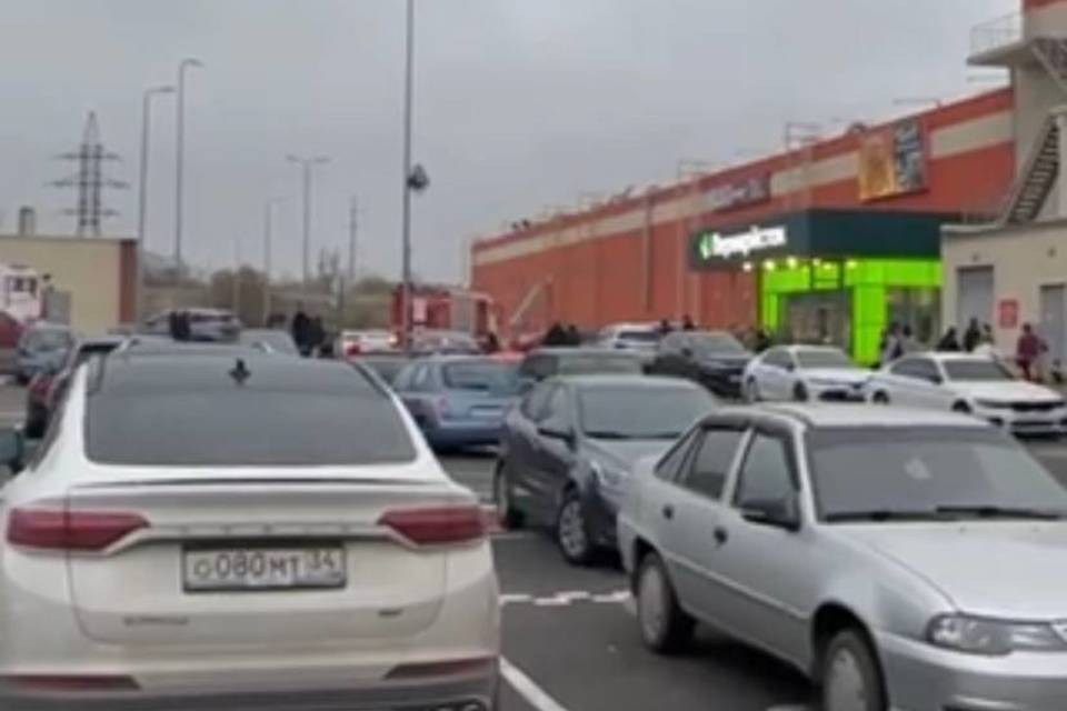 В Волгограде эвакуировали ТРК «Мармелад»