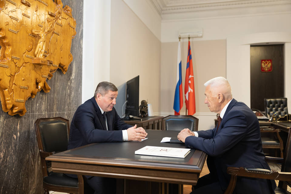 Губернатор Андрей Бочаров провел рабочую встречу с Александром Блошкиным