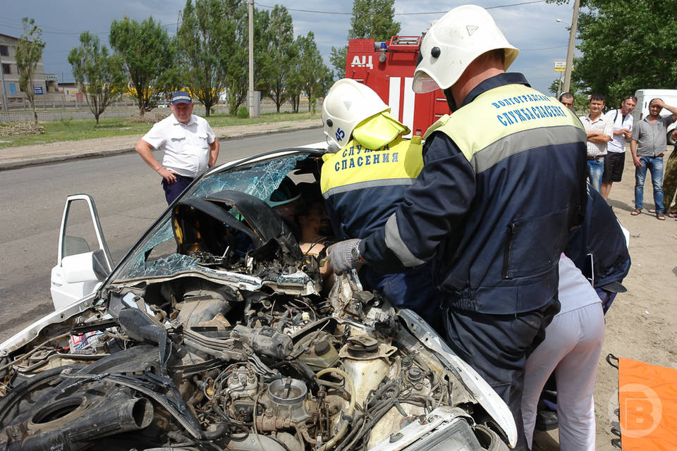 На дорогах Волгограда пострадали 152 ребенка, двое - погибли