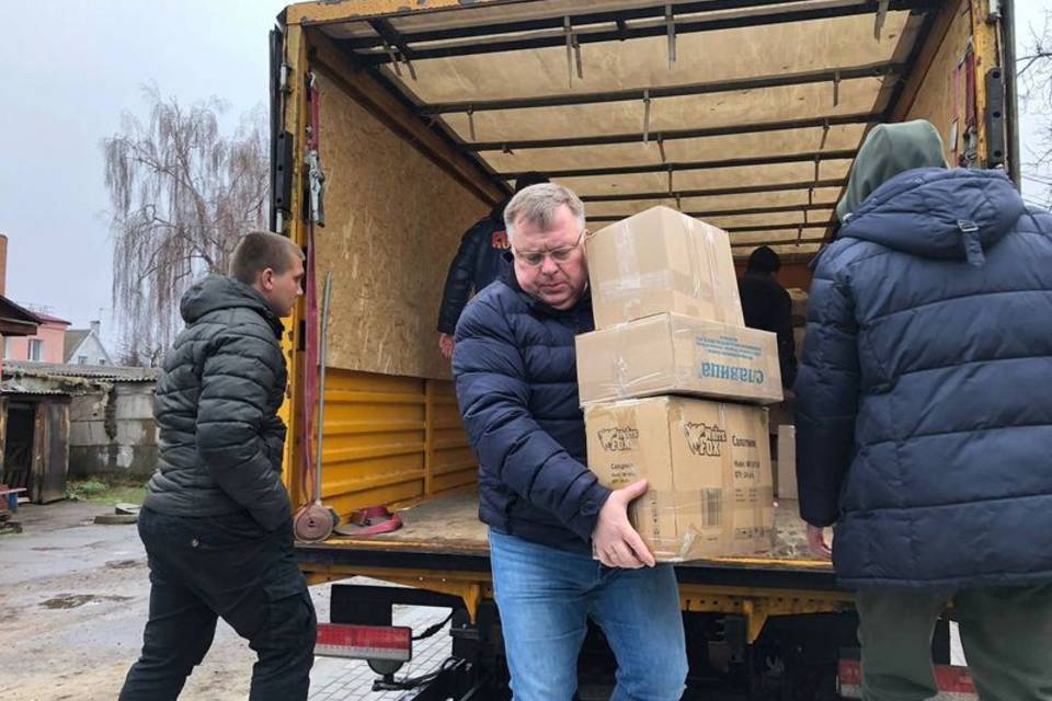 Волгоградцы отправили многодетным семьям ЛНР гуманитарную помощь