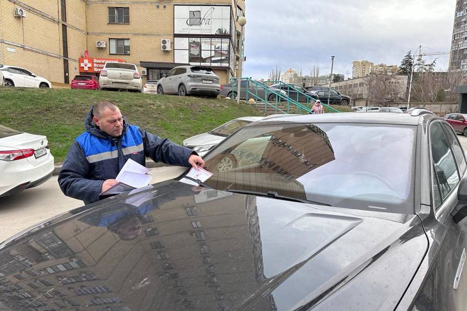 В Волгограде стартовала акция «Дорогу мусоровозу»