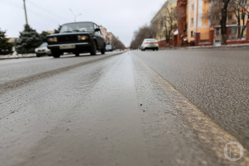 Ледяной дождь обрушился на Волгоград