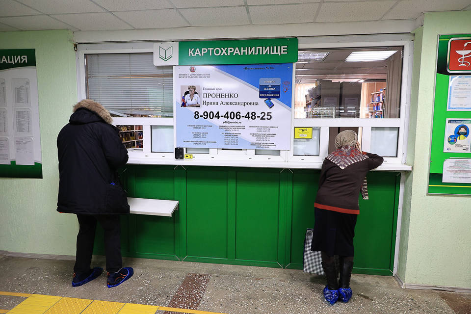 В Волгограде завершают ремонт 30-й поликлиники в Дзержинском районе