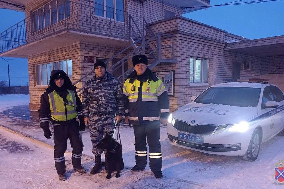 Полицейские доставили задыхавшегося малыша в больницу Волгограда