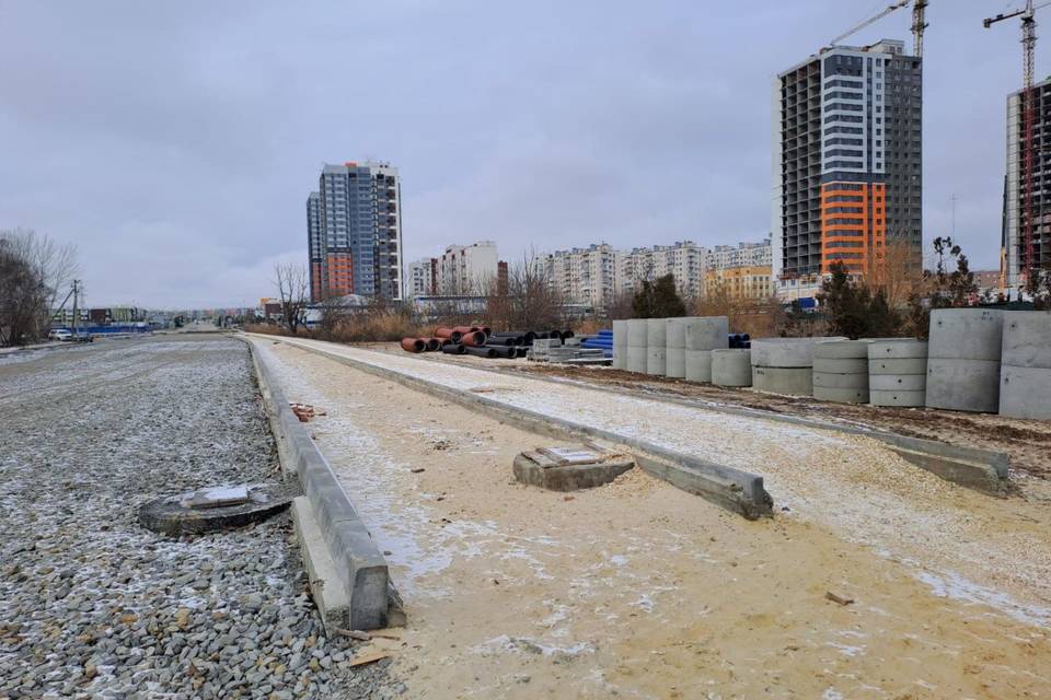 В Волгограде продлили срок строительства дороги по улице Родниковой