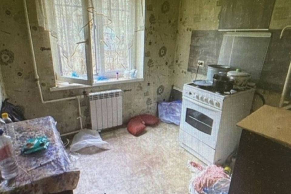В Волгограде мужчина организовал наркопритон в своей квартире