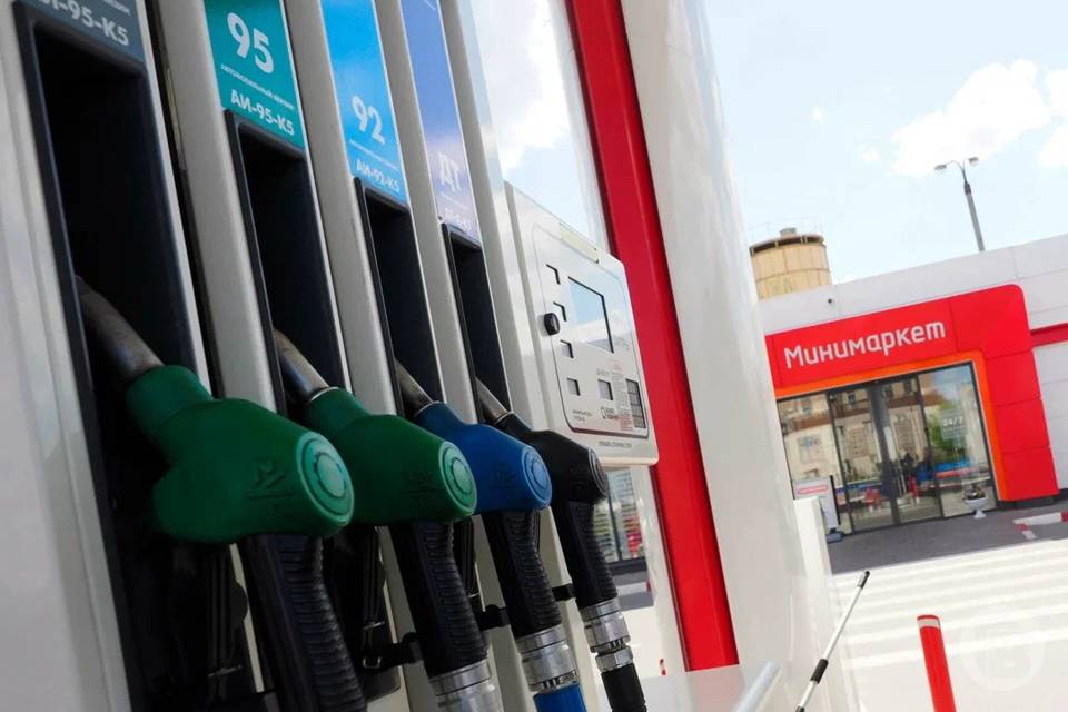В Волгоградской области остановился рост цен на бензин
