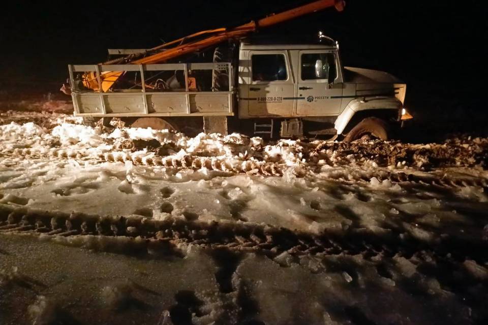 Под Волгоградом восстановили энергоснабжение двух районов