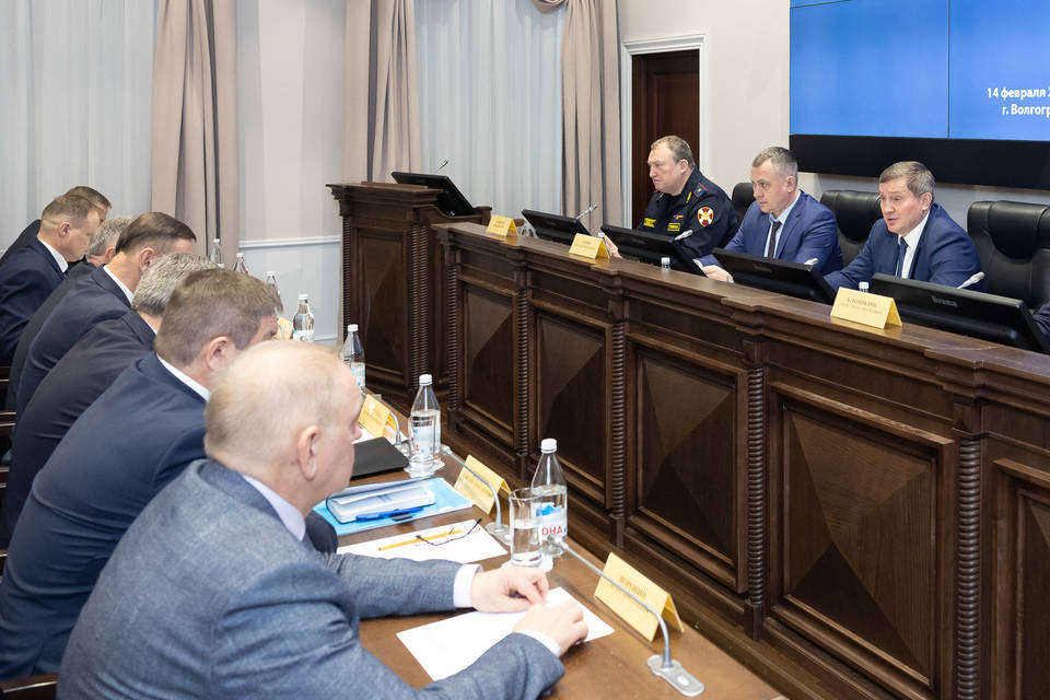 Губернатор Бочаров провел заседание Антитеррористической комиссии Волгоградской области