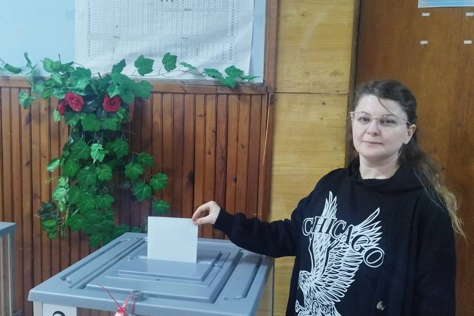 Волгоградские медики в ЛНР голосуют за президента