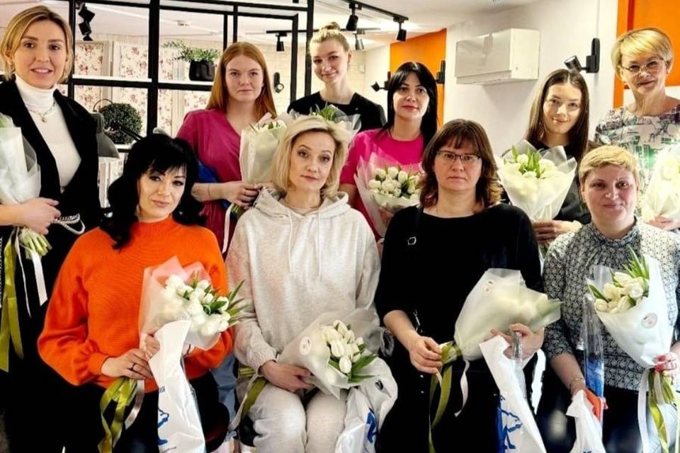 Для жен участников СВО в Волгограде организовали День красоты
