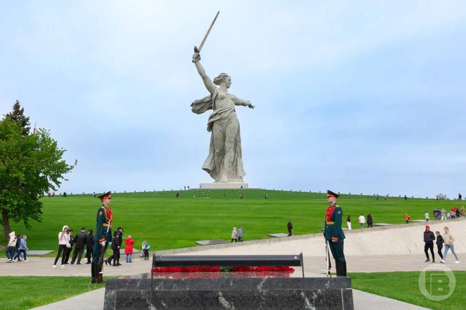 За изображение монумента "Родина-мать" в Волгограде взимается плата
