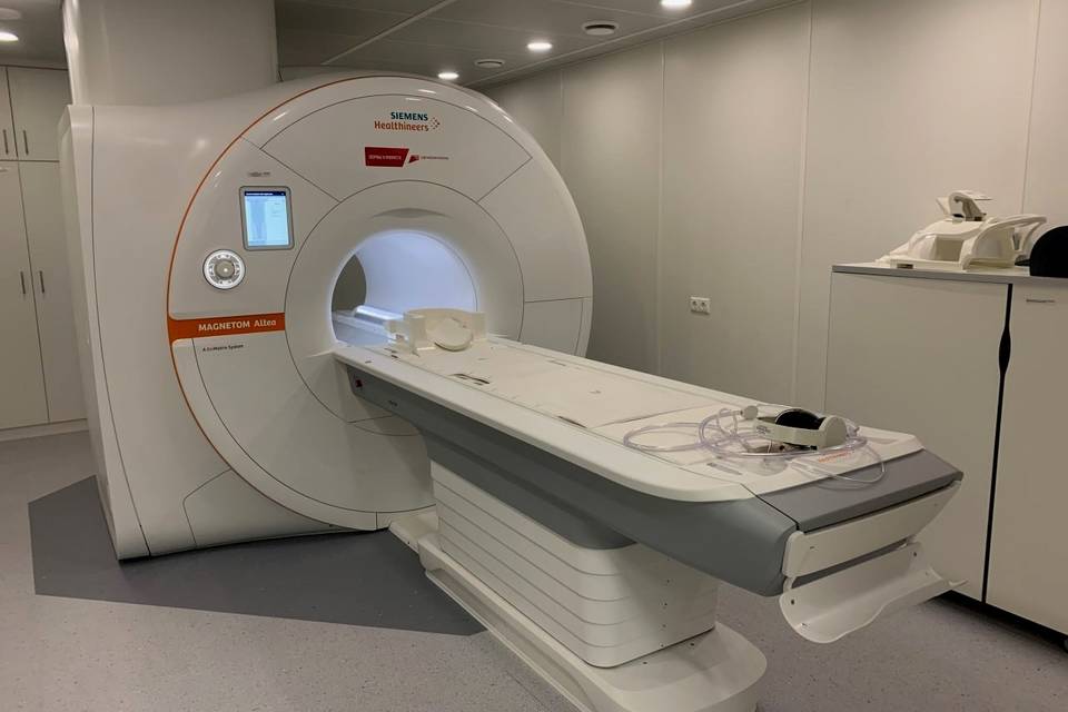 Новый МРТ-аппарат появился в больнице № 25 в Волгограде