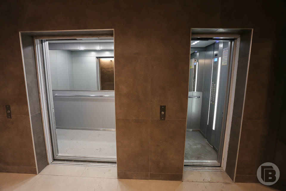 В одном из домов Волгограда лифт чуть не стал причиной трагедии
