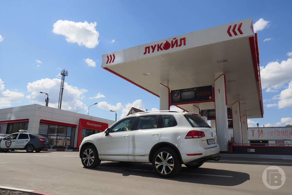 В Волгограде поползли вверх цены на бензин