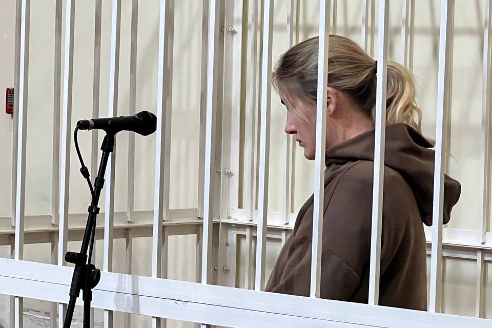 Блогера, пощекотавшую Родину-мать, волгоградский суд отправил на исправительные работы