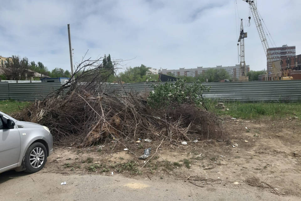 В Волгограде УК «ТЗР» заставили убрать мусор во дворах
