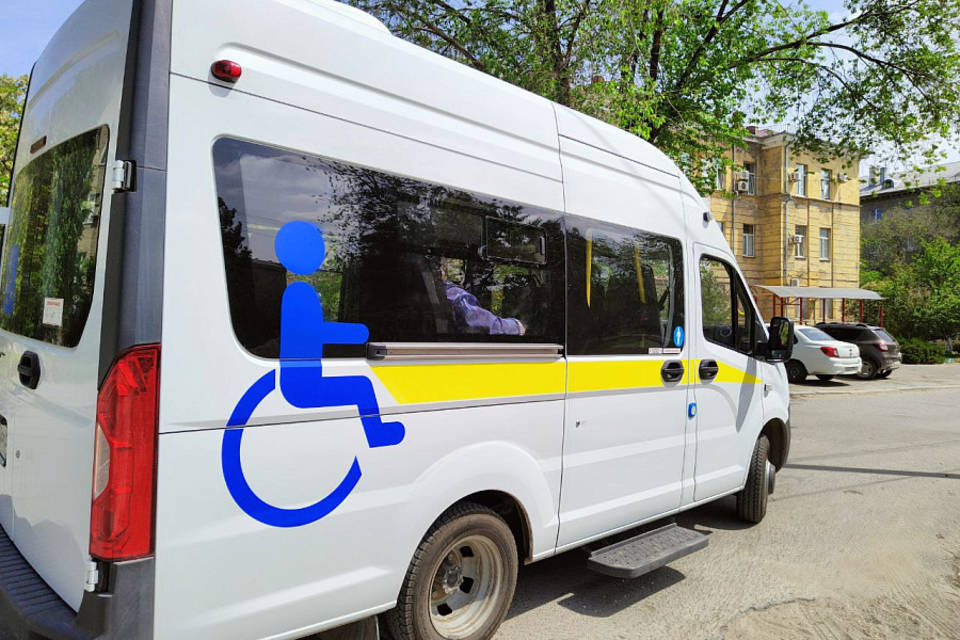 1,4 тысячи услуг оказали службы социального такси жителям Волгоградского региона