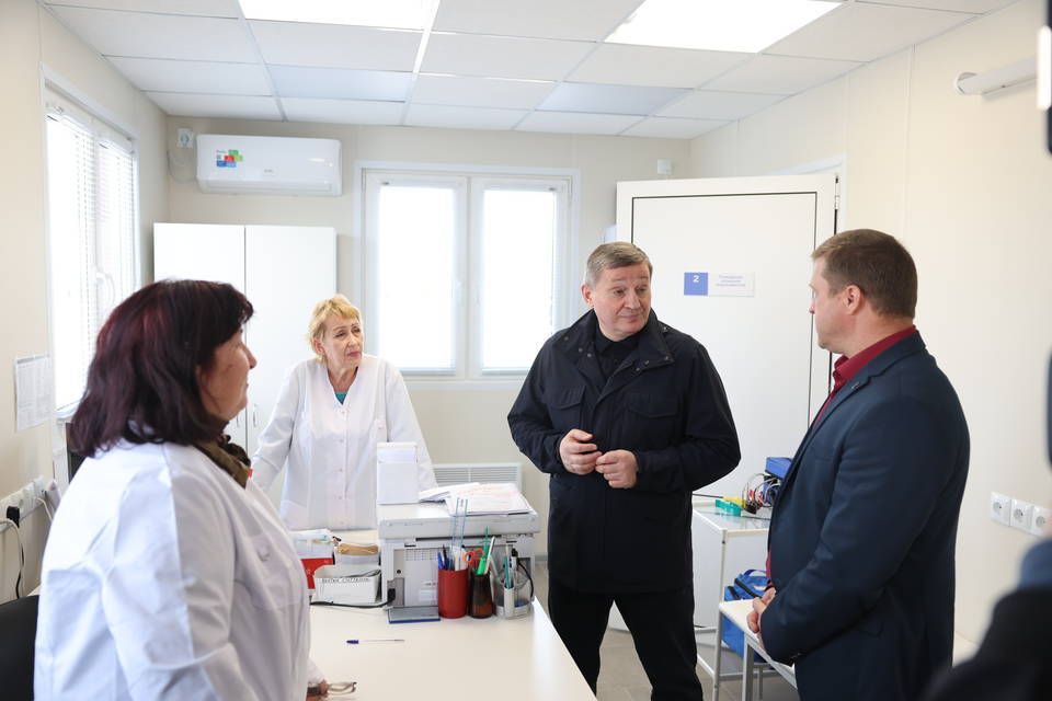 Волгоградский регион построит в подшефном районе ЛНР диагностический центр
