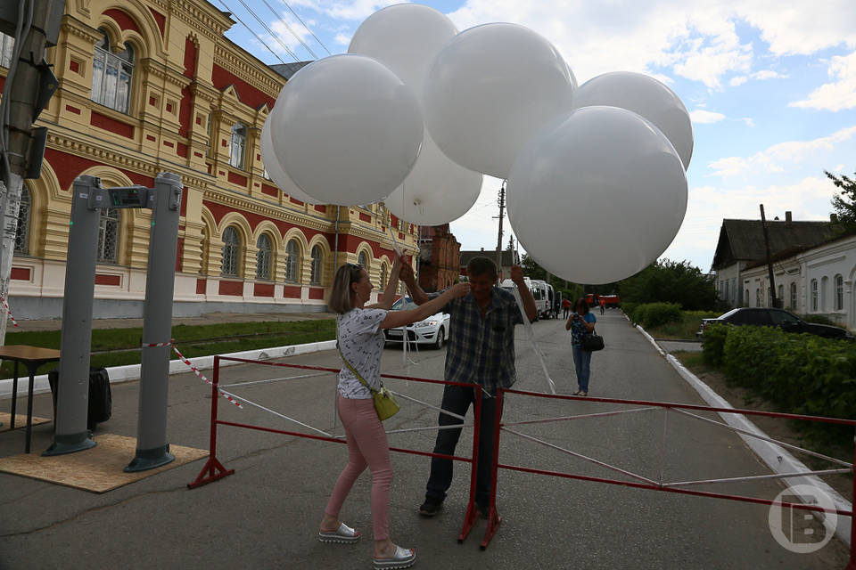 Волгоградцев просят отказаться от запуска воздушных шаров в небо