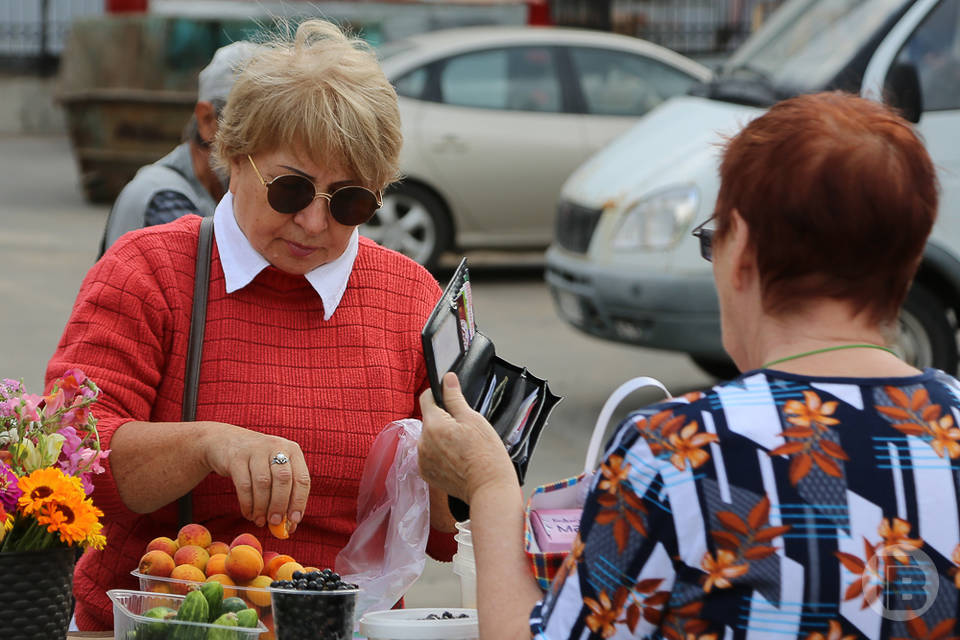 В Волгоградской области штрафуют за торговлю на стихийных рынках