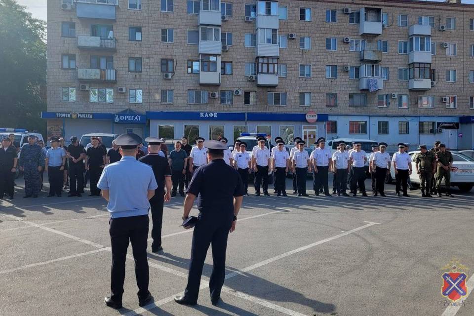На юге Волгограда полиция выявила мигрантов, нарушающих законы РФ