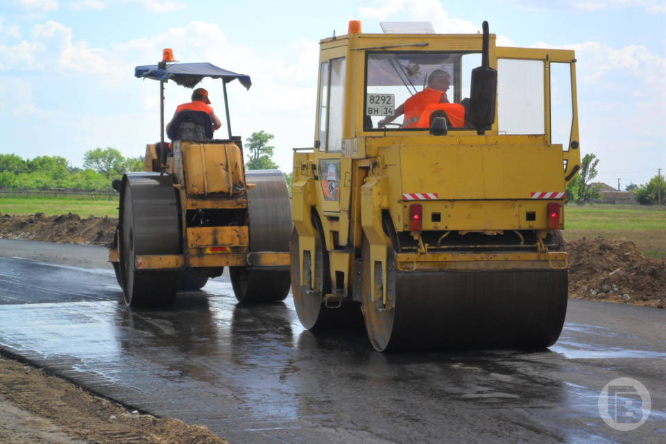 В Волгоградской области отремонтируют 30 км дорог, ведущих к селам