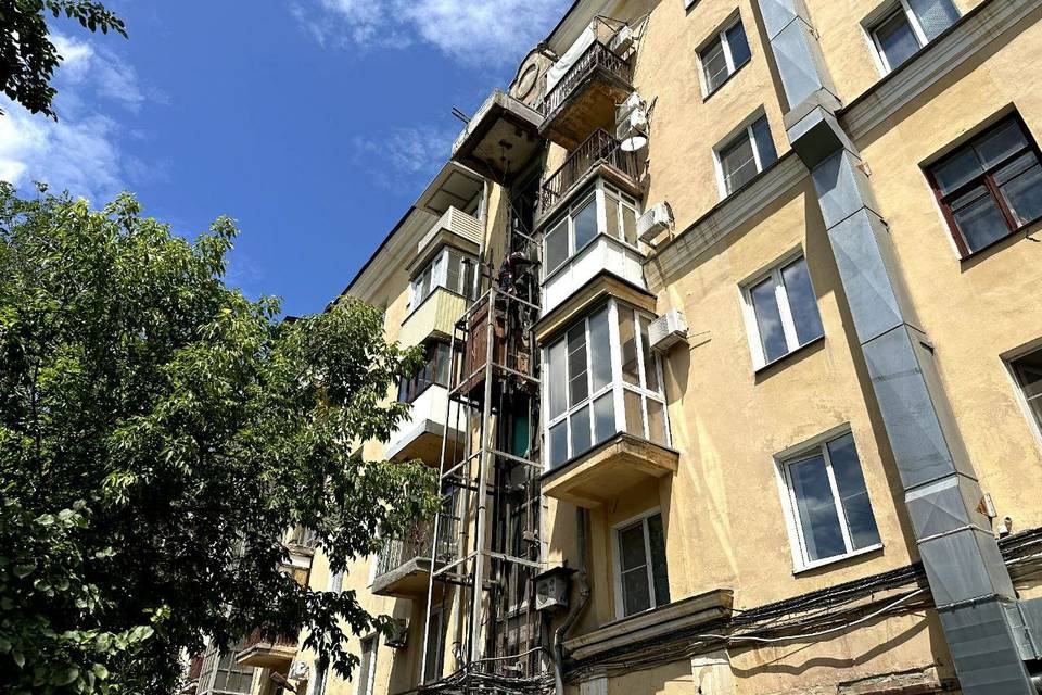 В Волгограде заменят лифты в доме, который признан культурным наследием