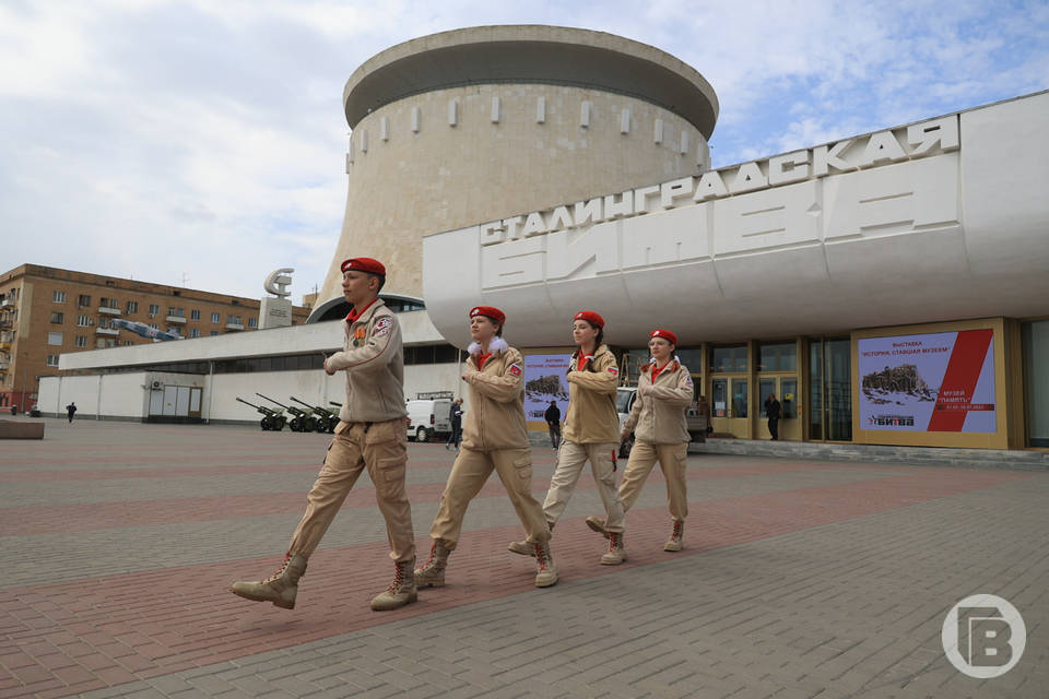 Волгоградские юнармейцы отправились на всероссийскую игру "Победа"