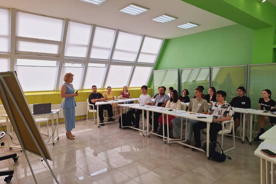 Больше 4,3 тыс. волгоградских предпринимателей воспользовались услугами центра «Мой бизнес»