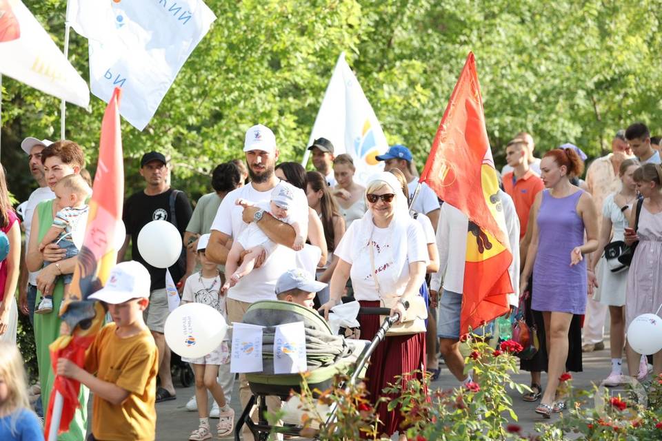«Парад семьи» состоялся в Волгограде 7 июля