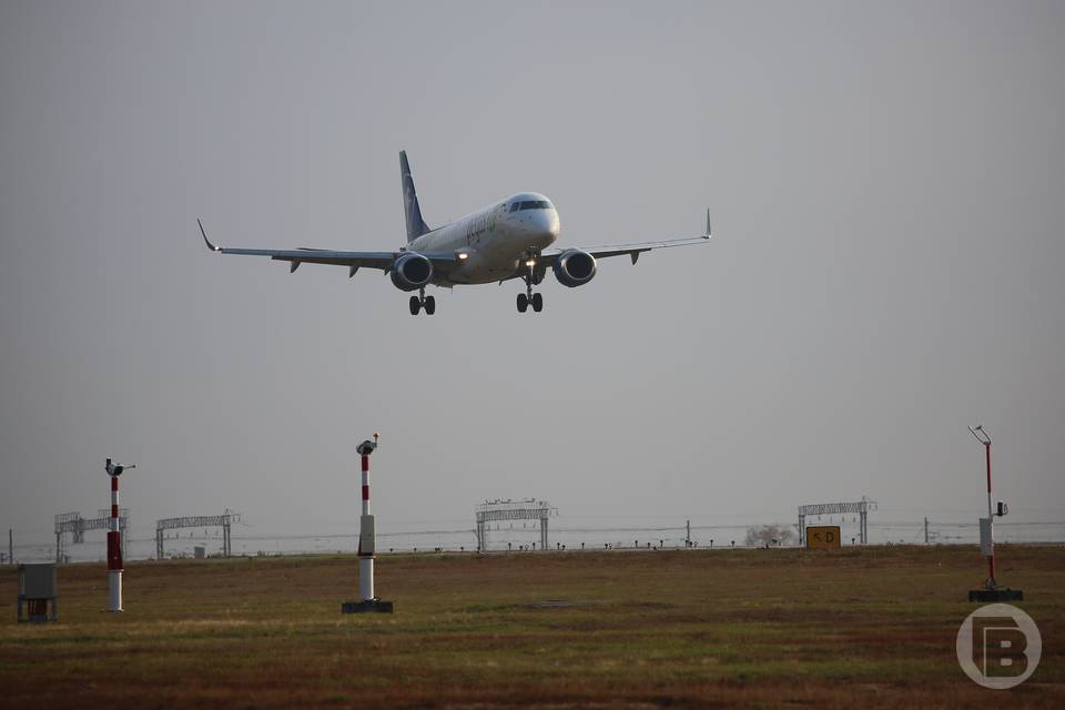 В Волгоградском аэропорту ограничили прилеты и вылеты самолетов