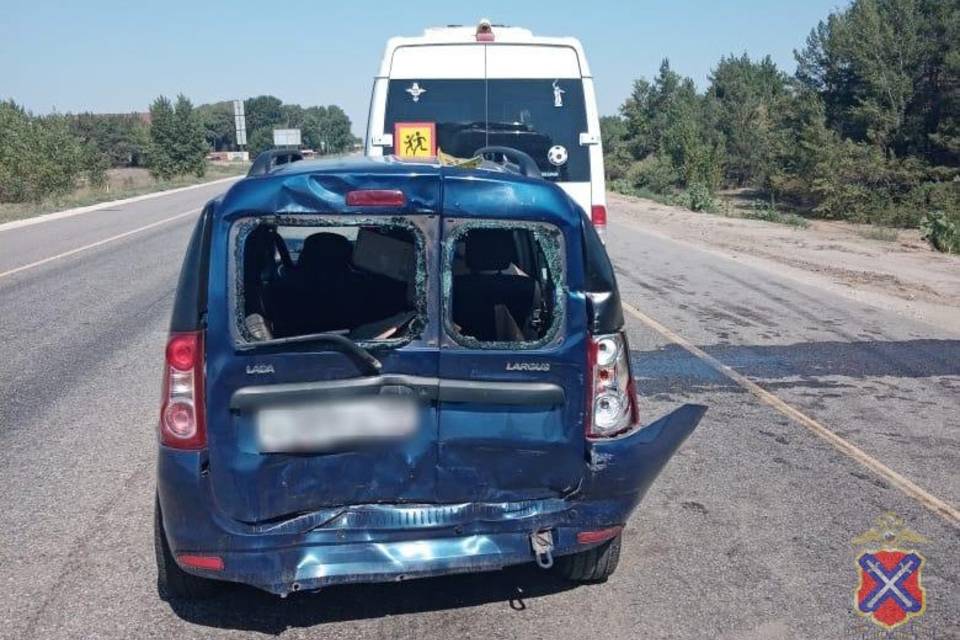 Тройное ДТП произошло на трассе в Волгоградской области