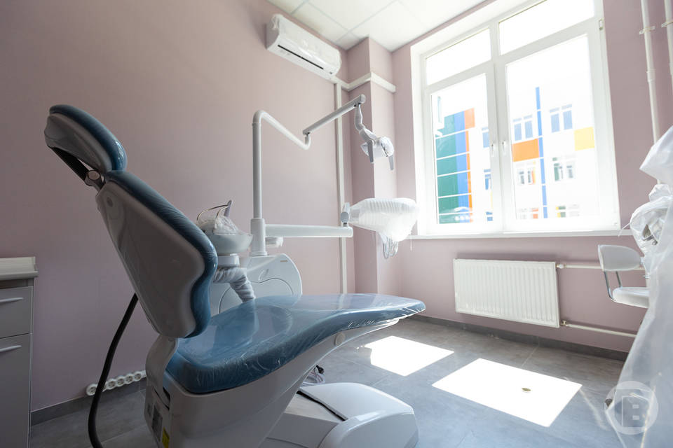 В Волгоградской области пациентка отсудила 40 тысяч руб. за удаленный зуб