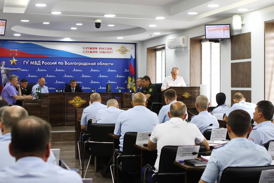 Волгоградская полиция отчиталась о снижении преступности за шесть месяцев 2024 года